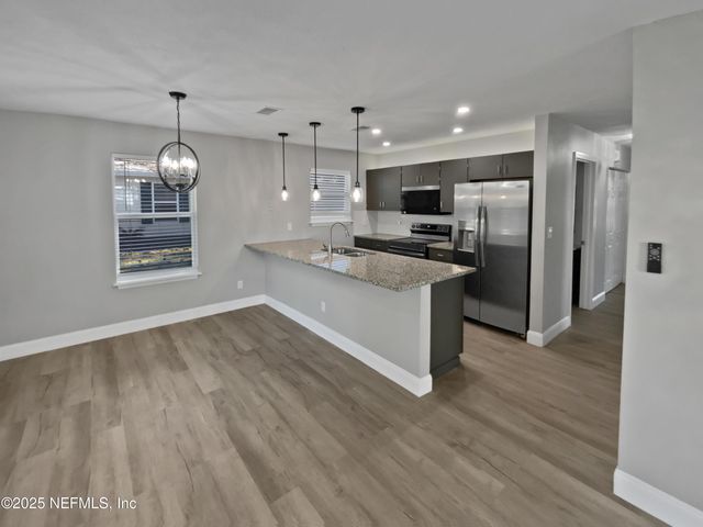 330 DUDLEY Street, Atlantic Beach, FL 32233