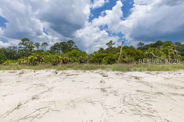 87 Fuskie Ln, Daufuskie Island, SC 29915