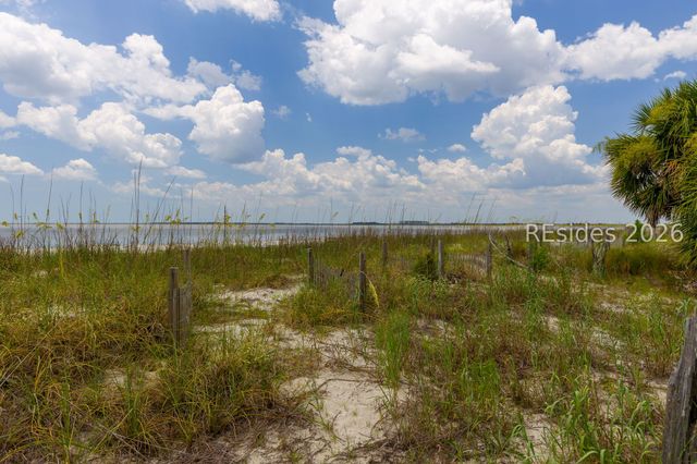 87 Fuskie Ln, Daufuskie Island, SC 29915