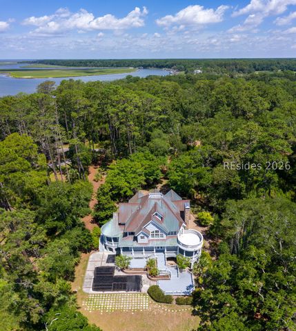 87 Fuskie Ln, Daufuskie Island, SC 29915