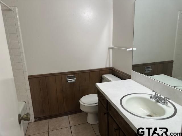 2721 Wakefield Dr, Tyler, TX 75701