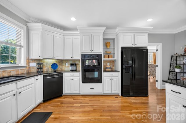 105 Mandarin Drive, Mooresville, NC 28117
