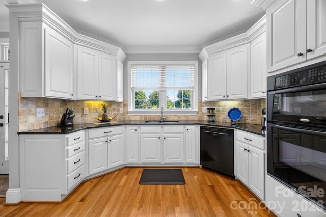 105 Mandarin Drive, Mooresville, NC 28117