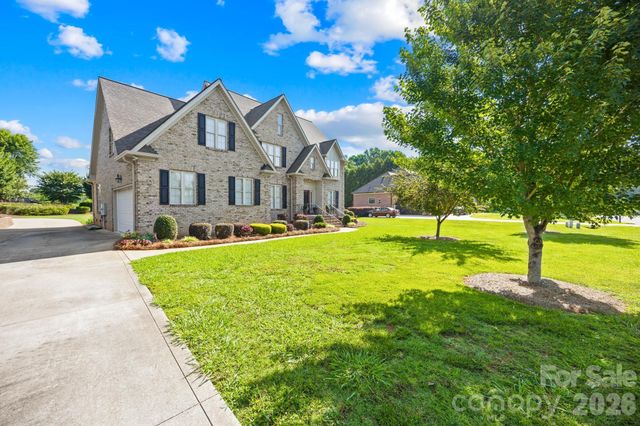 105 Mandarin Drive, Mooresville, NC 28117