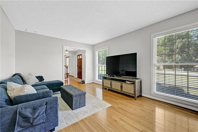 5201 Beechwood Forest Drive, Lithonia, GA 30038