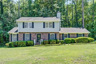 5201 Beechwood Forest Drive, Lithonia, GA 30038