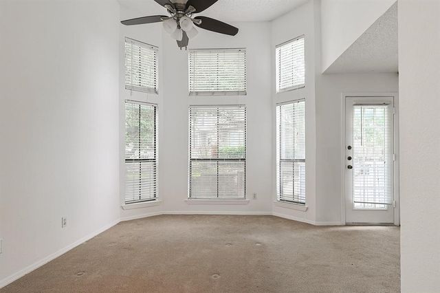3420 Country Club Drive W 214, Irving, TX 75038