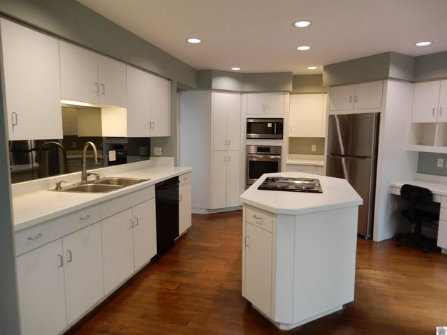 643 Whitney Drive, Paducah, KY 42001