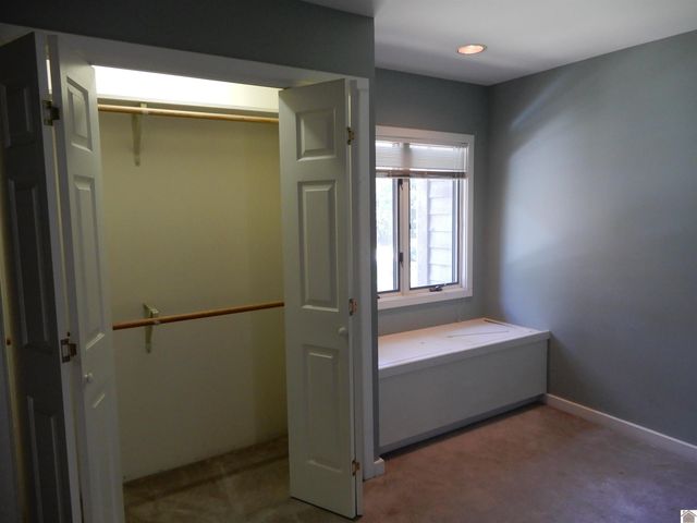 643 Whitney Drive, Paducah, KY 42001
