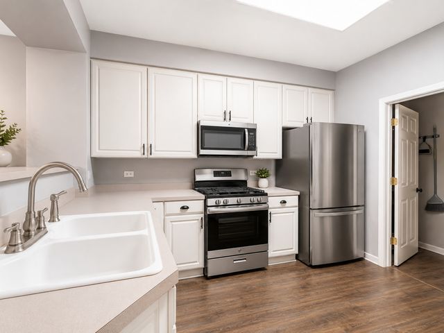 2917 Stockton Court 2917, Naperville, IL 60564