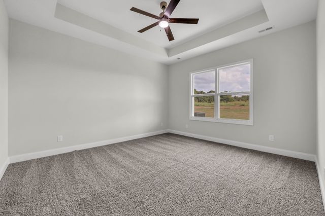 2725 Brewster Dr, Clarksville, TN 37042