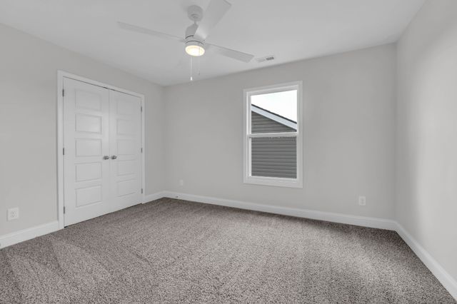 2725 Brewster Dr, Clarksville, TN 37042