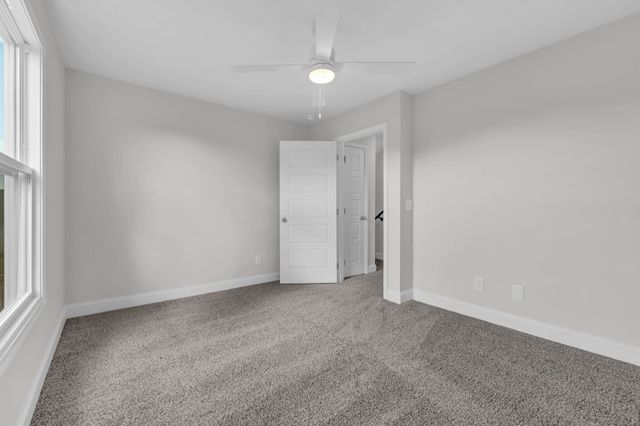 2725 Brewster Dr, Clarksville, TN 37042
