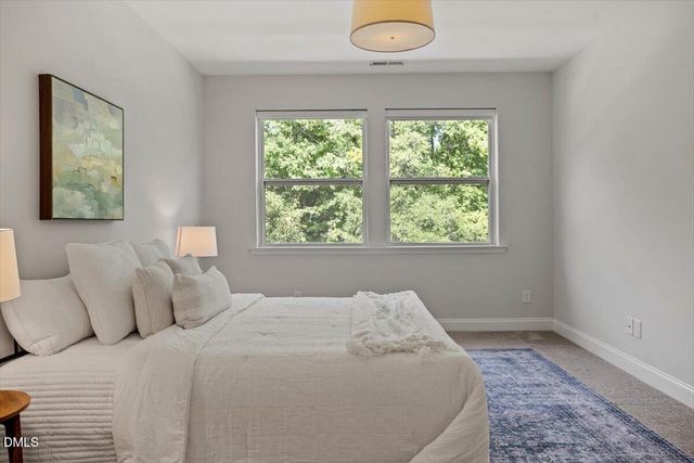 149 Manordale Drive, Chapel Hill, NC 27517
