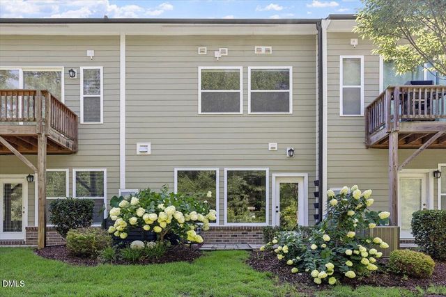 149 Manordale Drive, Chapel Hill, NC 27517