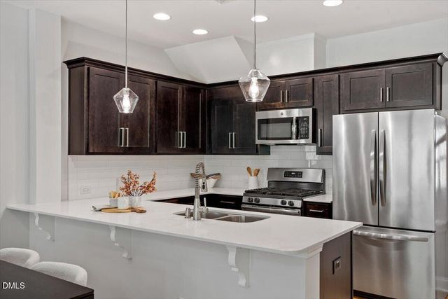 149 Manordale Drive, Chapel Hill, NC 27517