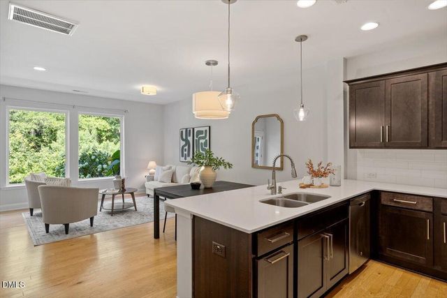 149 Manordale Drive, Chapel Hill, NC 27517