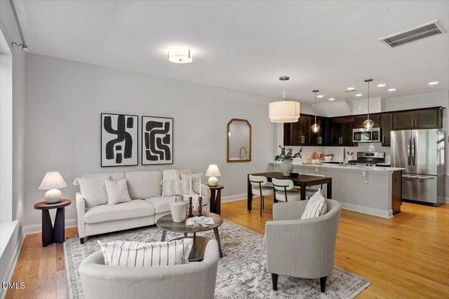 149 Manordale Drive, Chapel Hill, NC 27517