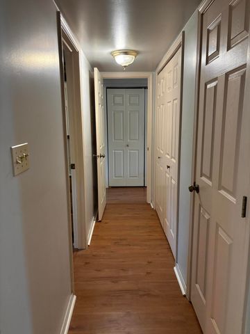 424 Deerpath Drive W, Schererville, IN 46375