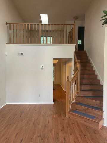 424 Deerpath Drive W, Schererville, IN 46375