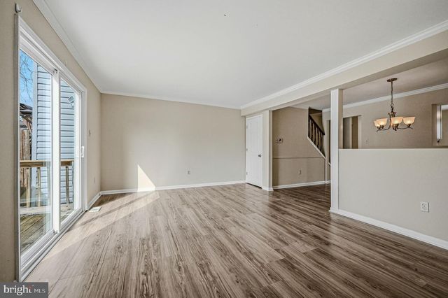 28 E PERPEN COURT, Newark, DE 19702