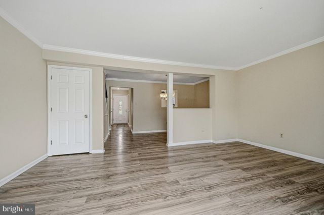 28 E PERPEN COURT, Newark, DE 19702