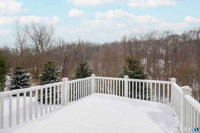 23 Woods Lane 23, Newtown, CT 06470