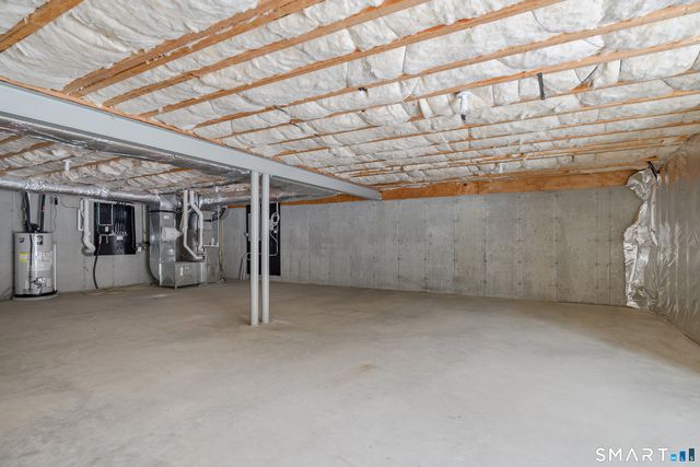 23 Woods Lane 23, Newtown, CT 06470