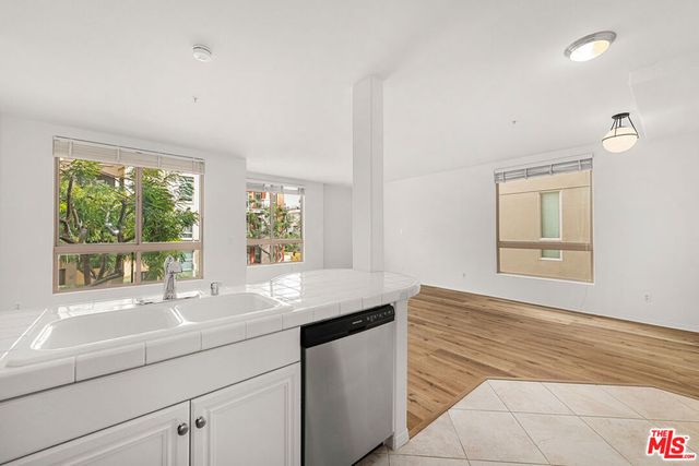 13044 Pacific 214, Playa Vista, CA 90094