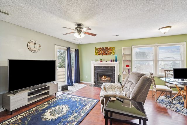 5230 Dakota Drive, West Des Moines, IA 50265