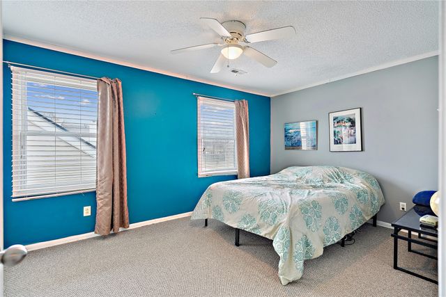 5230 Dakota Drive, West Des Moines, IA 50265