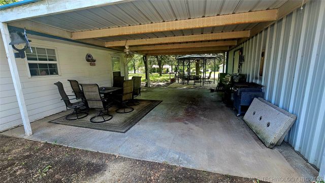 421975 E 1155 Road, Eufaula, OK 74432