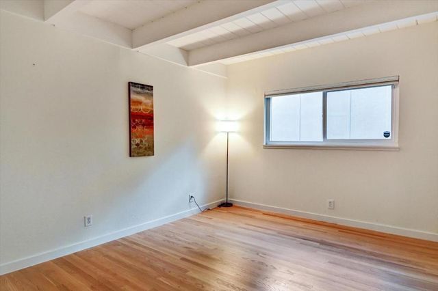 2323 Mastlands Drive, Oakland, CA 94611