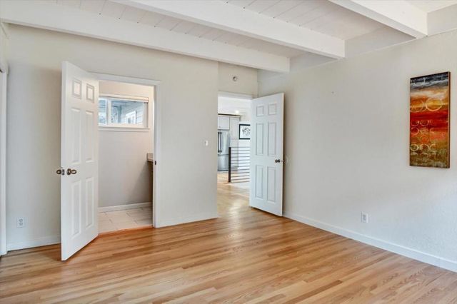 2323 Mastlands Drive, Oakland, CA 94611