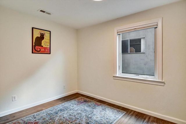 2323 Mastlands Drive, Oakland, CA 94611