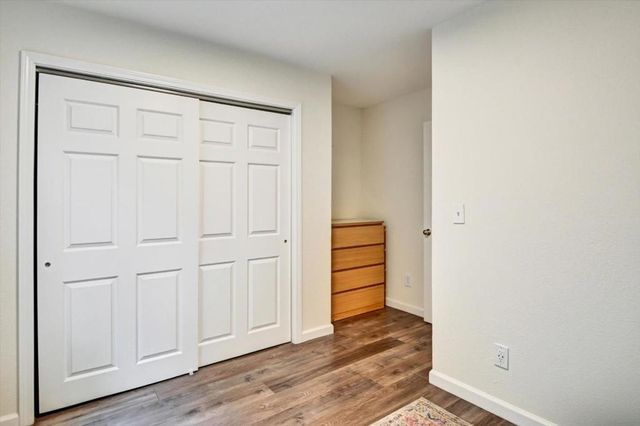 2323 Mastlands Drive, Oakland, CA 94611