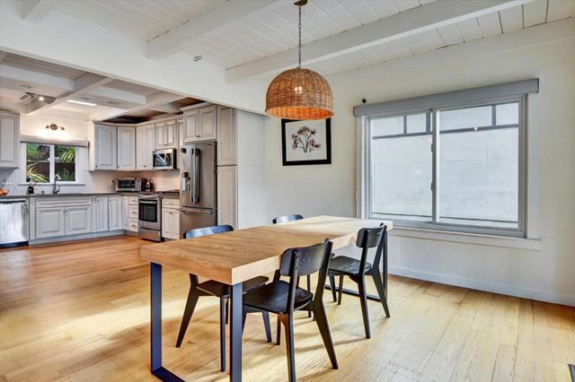 2323 Mastlands Drive, Oakland, CA 94611