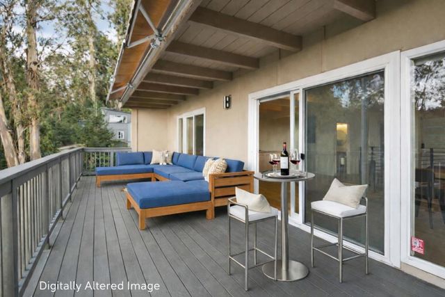 2323 Mastlands Drive, Oakland, CA 94611