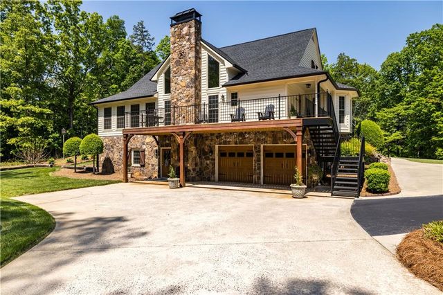 131 Hine Road, Rome, GA 30161