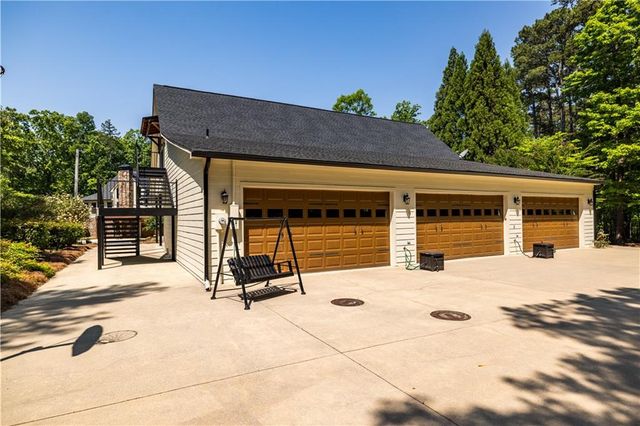 131 Hine Road, Rome, GA 30161