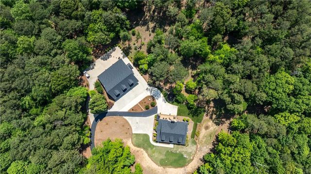 131 Hine Road, Rome, GA 30161
