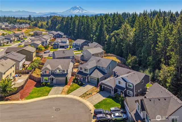 18511 128th Avenue E, Puyallup, WA 98374
