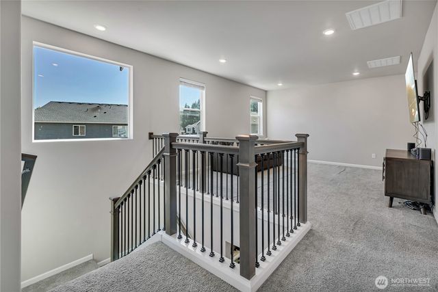 18511 128th Avenue E, Puyallup, WA 98374