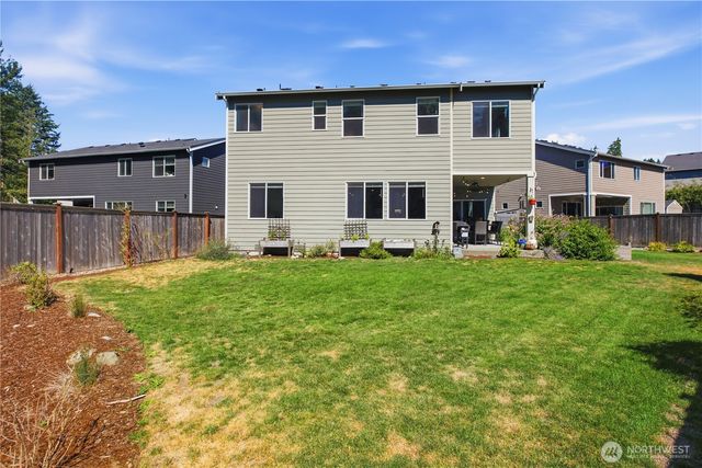 18511 128th Avenue E, Puyallup, WA 98374