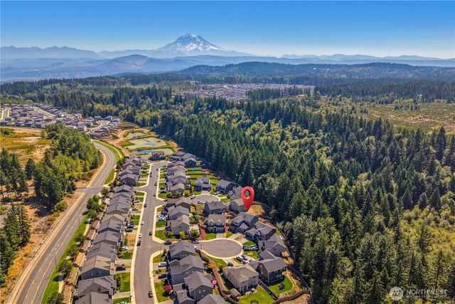 18511 128th Avenue E, Puyallup, WA 98374