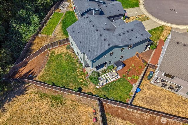 18511 128th Avenue E, Puyallup, WA 98374