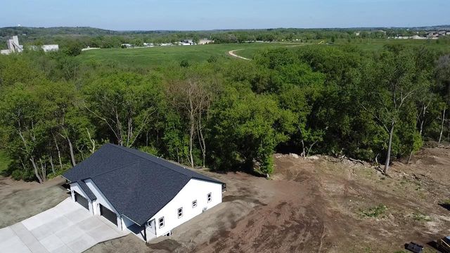 705 Mayapple Drive, Janesville, WI 53545
