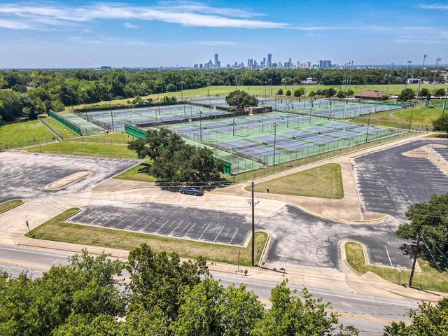 218 W 51st ST, Austin, TX 78751