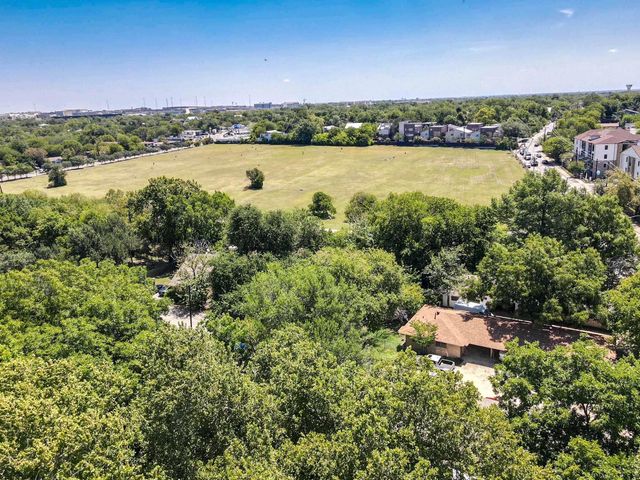 218 W 51st ST, Austin, TX 78751