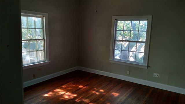 218 W 51st ST, Austin, TX 78751